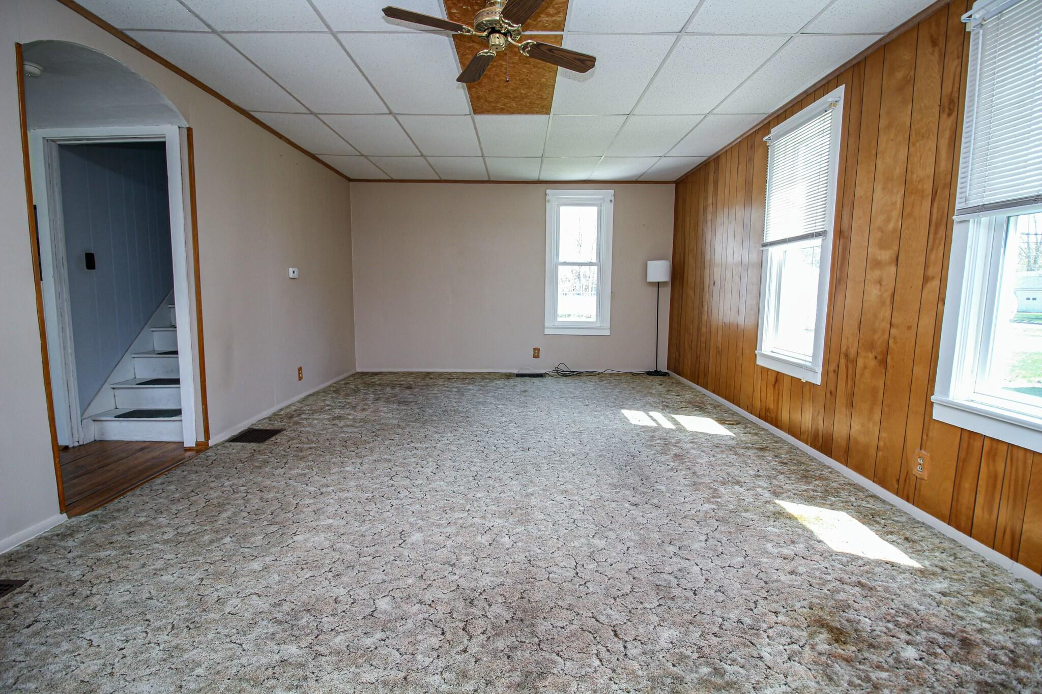 305 North Douglas Avenue Three Rivers, MI 49093 - Photo 9 of 30 tempImage7BzTIh