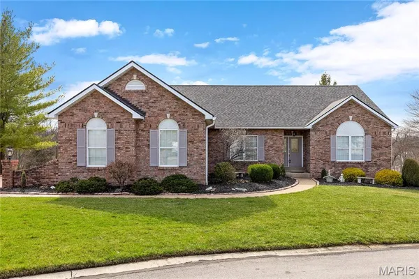 $609,000 | 233 Greenburn Drive, Unit 10, Weldon Spring, MO 63304