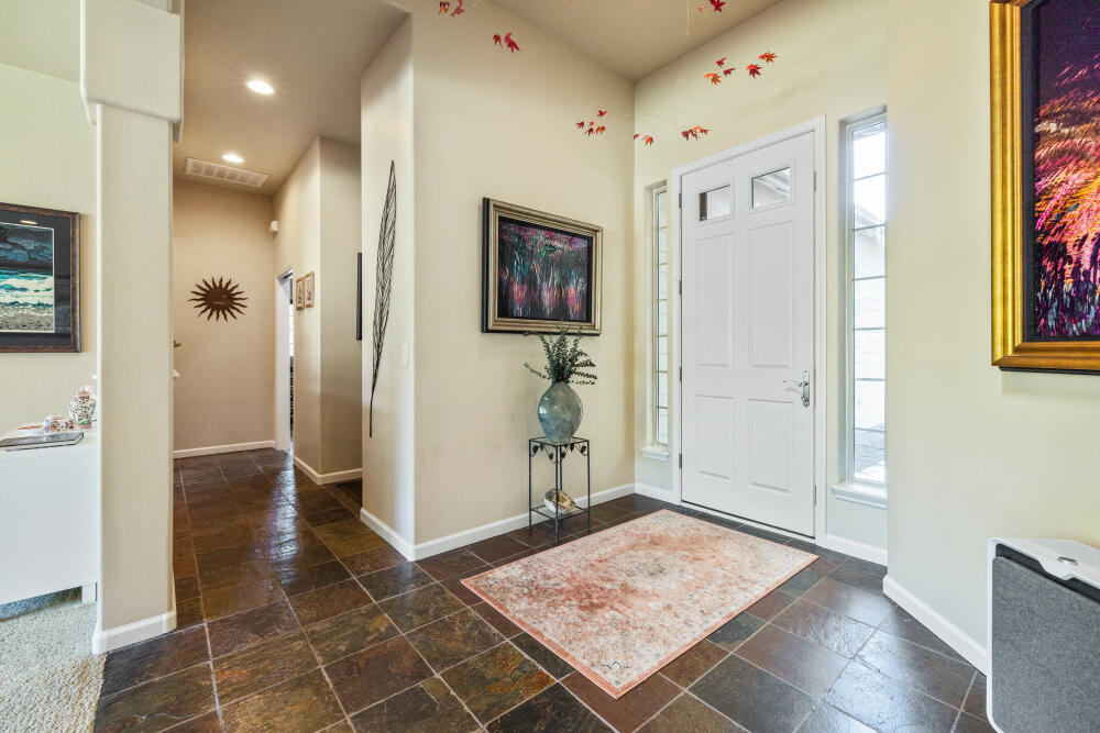 9507 Kestrel Road Klamath Falls, OR 97601 - Photo 27 of 47 9057KestrelRd-60