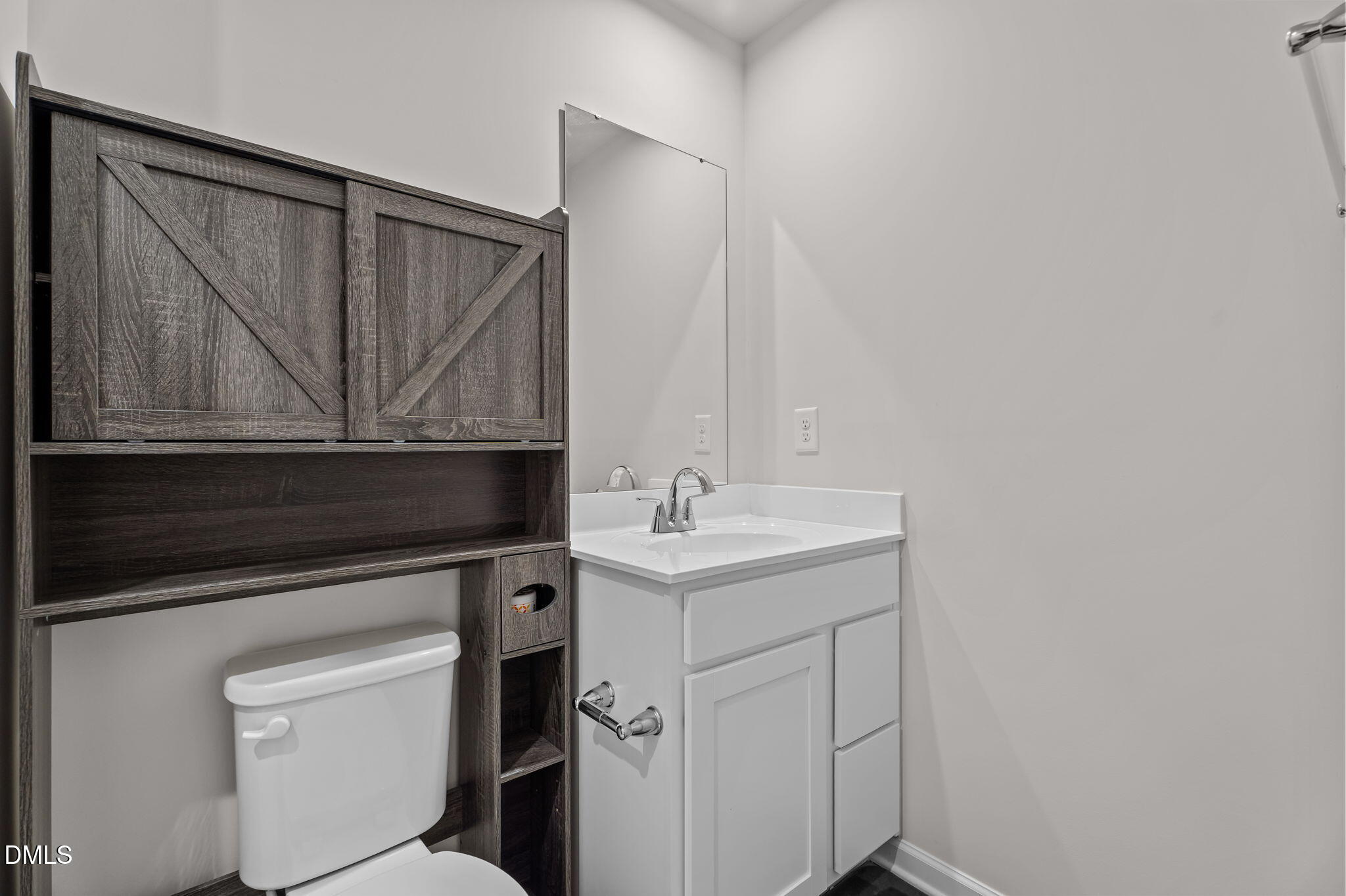 9426 Juniper Road Bailey, NC 27807 - Photo 22 of 34 27 bath up