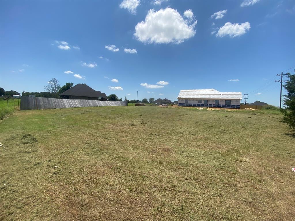 401 Austin Street Gainesville, TX 76240 - Photo 3 of 7