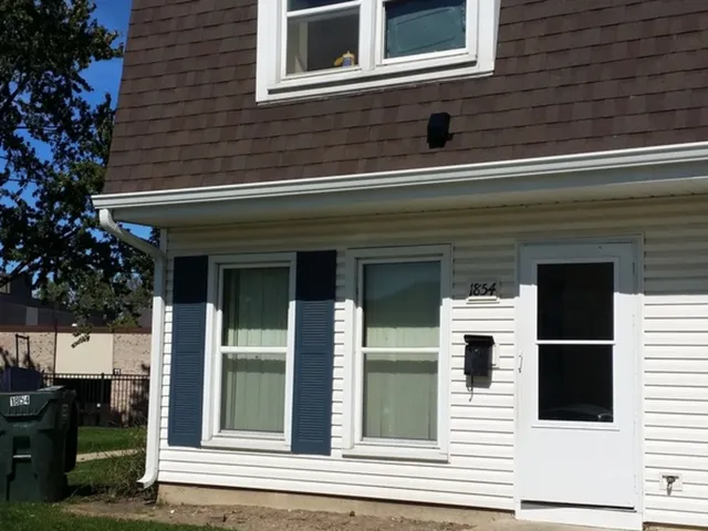 $1,850 | 1854 Jamestown Circle, Hoffman Estates, IL 60169