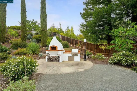 $2,795,000 | 303 Ensley Court, Alamo, CA 94507