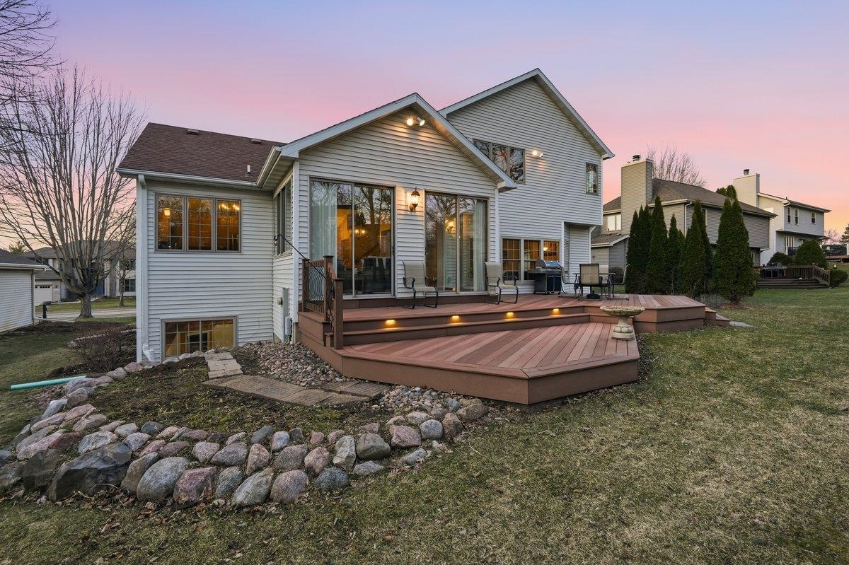 1237 Mockingbird Lane Sun Prairie, WI 53590 - Photo 2 of 88