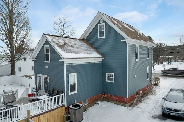 $469,000 | 77 Central Street, Farmington, NH 03835