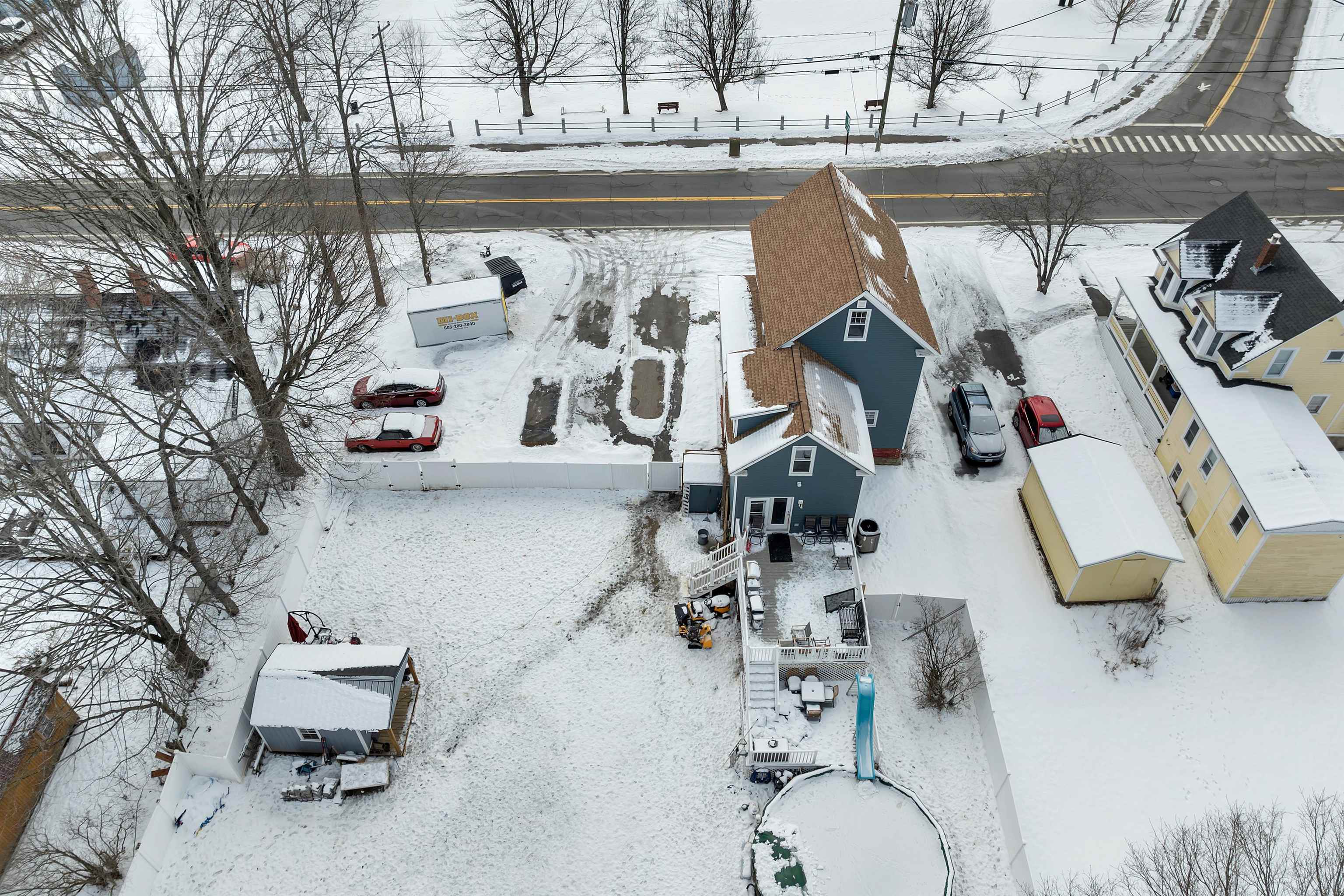 77 Central Street Farmington, NH 03835 - Photo 12 of 58