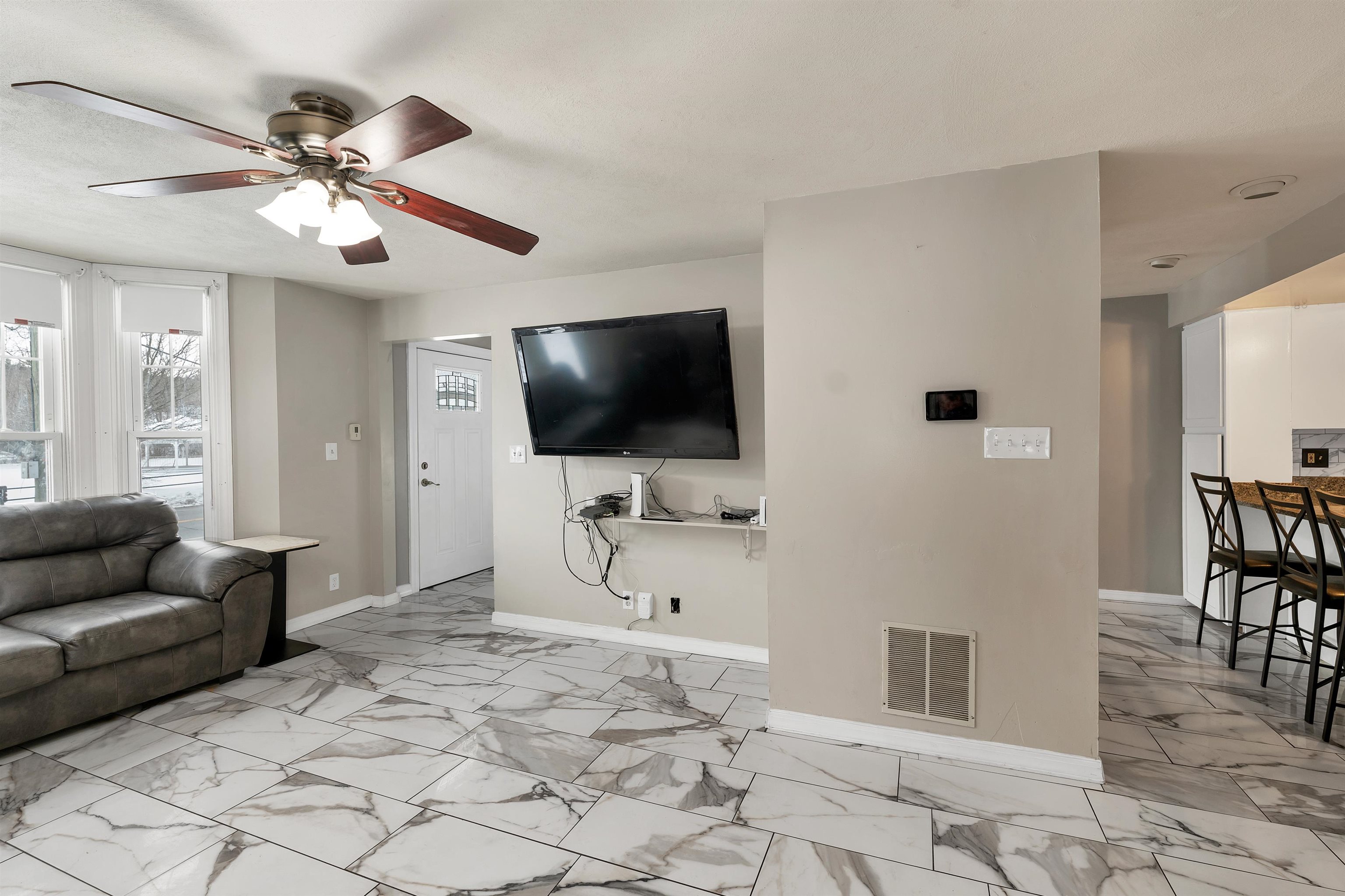 77 Central Street Farmington, NH 03835 - Photo 28 of 58