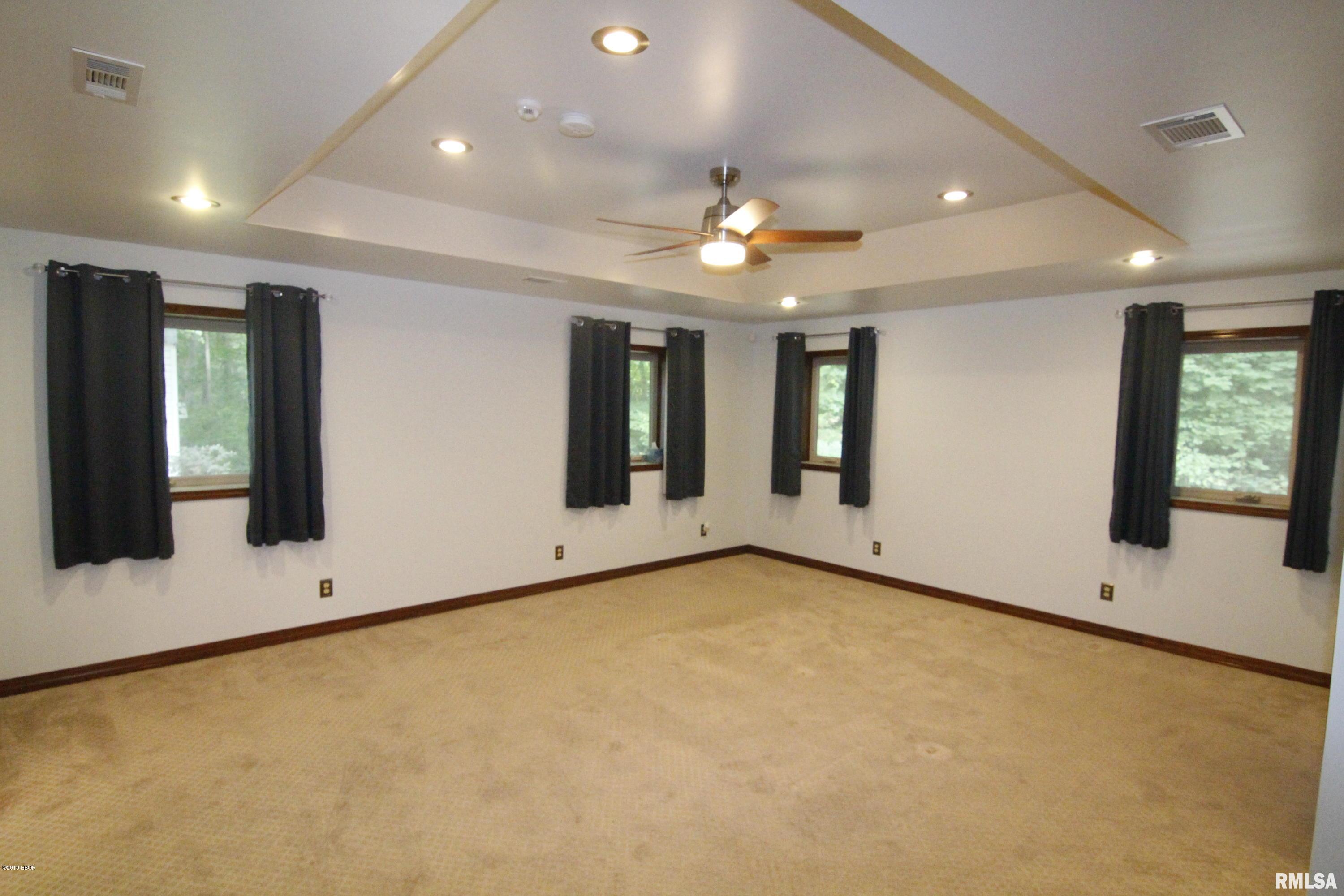 813 West Lake Road Carbondale, IL 62901 - Photo 12 of 50