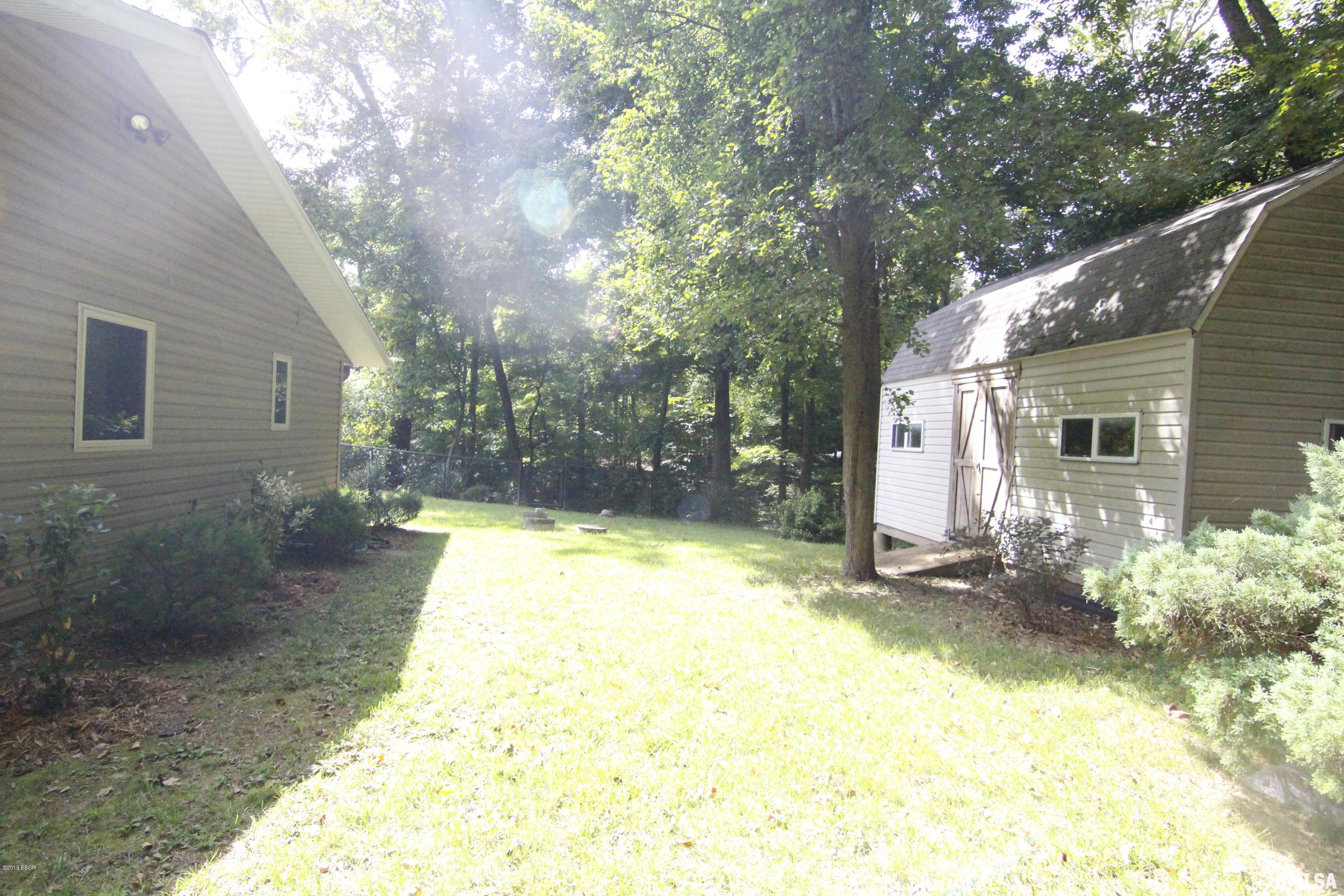 813 West Lake Road Carbondale, IL 62901 - Photo 46 of 50