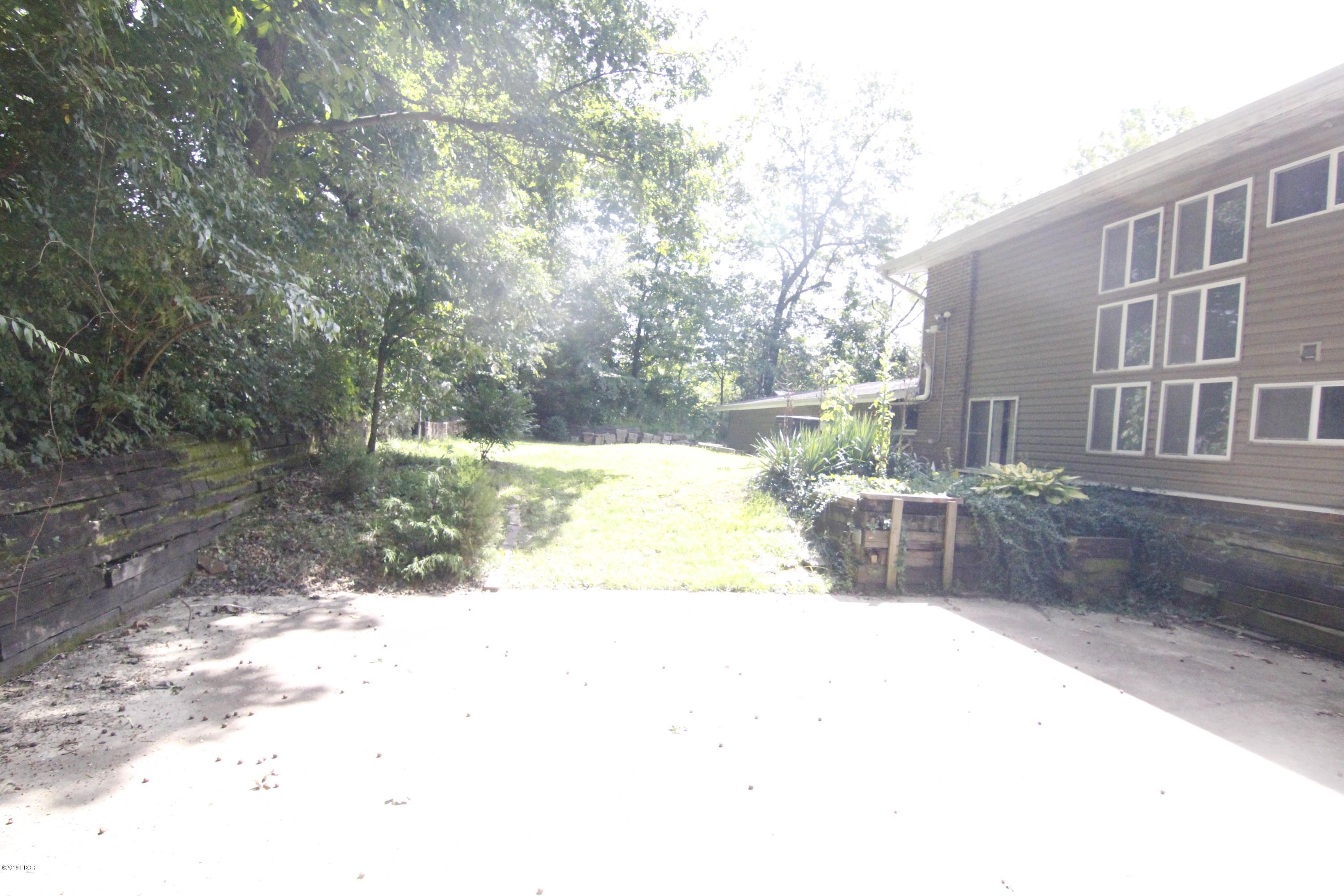 813 West Lake Road Carbondale, IL 62901 - Photo 48 of 50