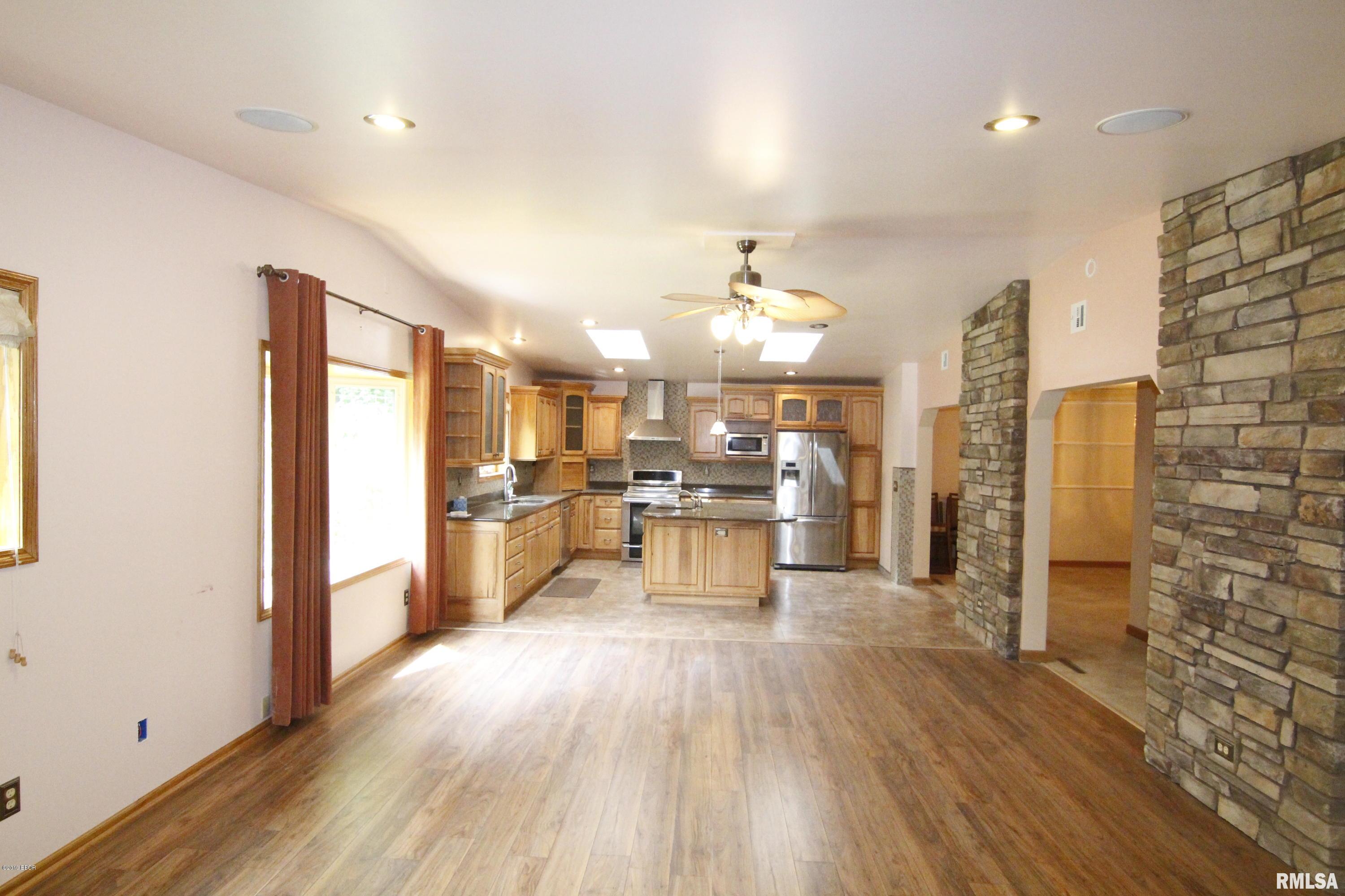 813 West Lake Road Carbondale, IL 62901 - Photo 8 of 50