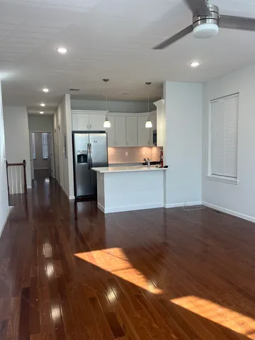 $3,950 | 93 Evergreen Street, Unit 1, Bayonne, NJ 07002