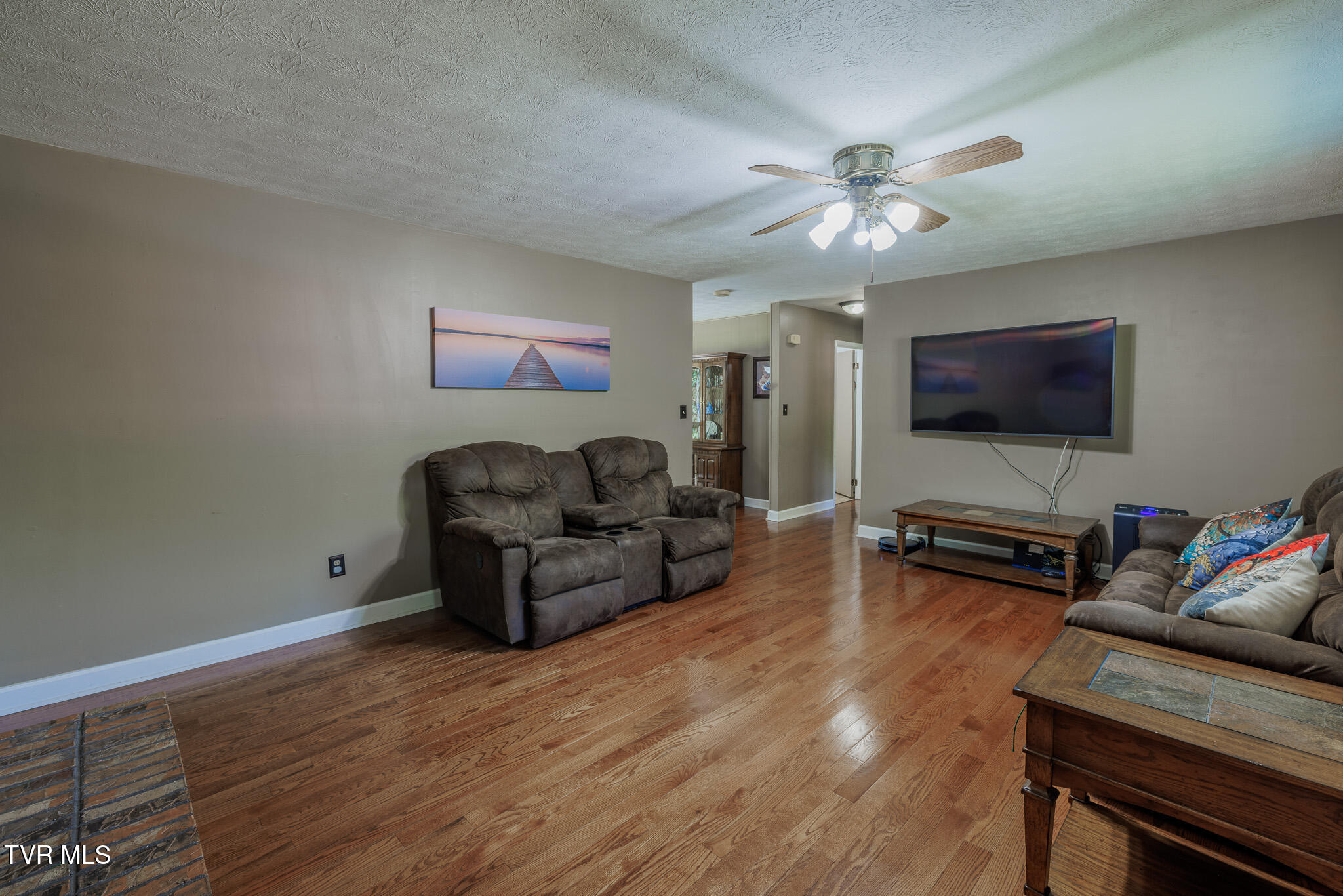 314 Woodvale Road Blountville, TN 37617 - Photo 2 of 35 1R9A5304-HDR