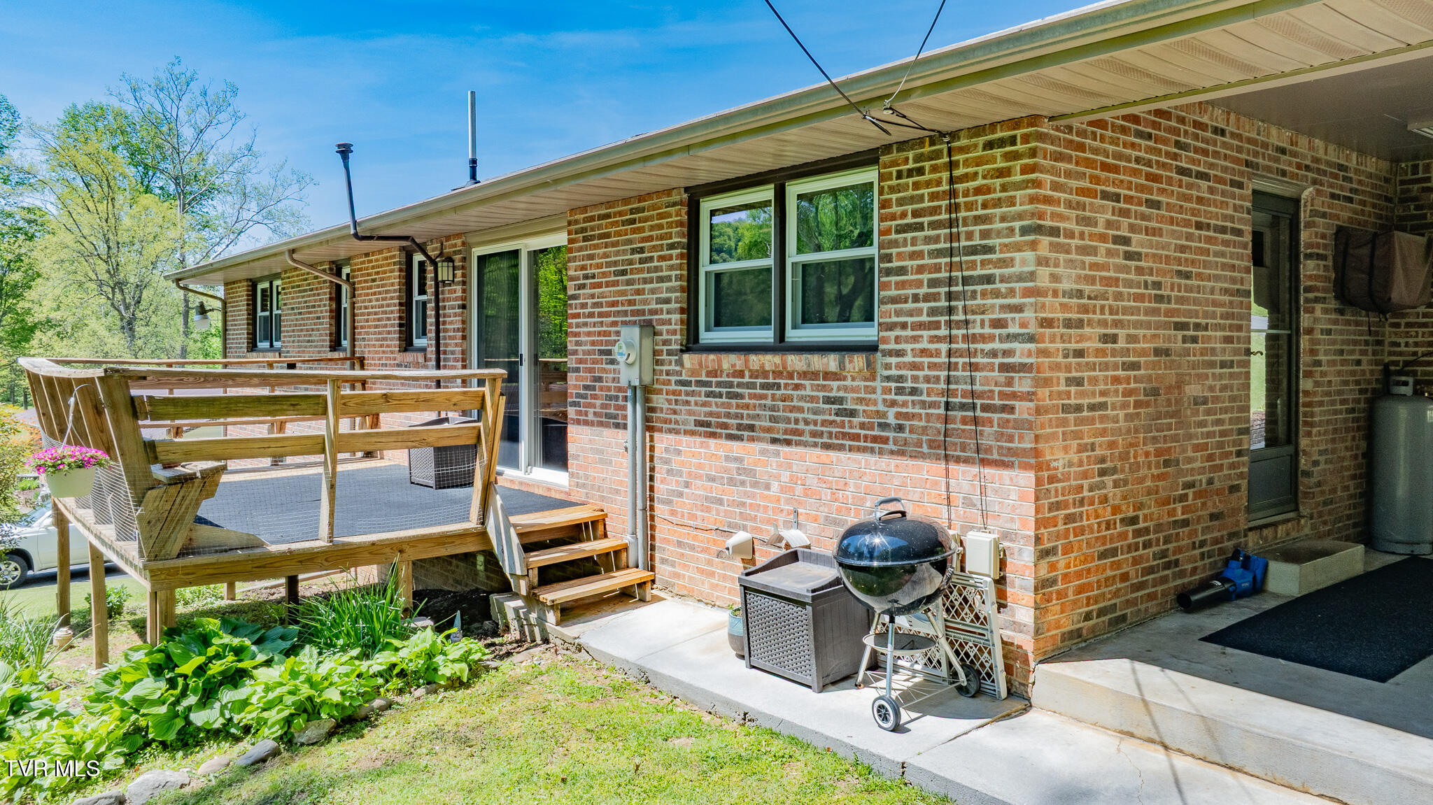 314 Woodvale Road Blountville, TN 37617 - Photo 34 of 35 dji_fly_20260421_142804_0010_17767969839