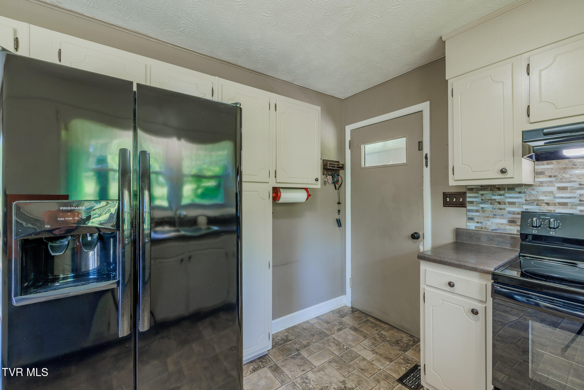 314 Woodvale Road Blountville, TN 37617 - Photo 8 of 35 1R9A5322-HDR