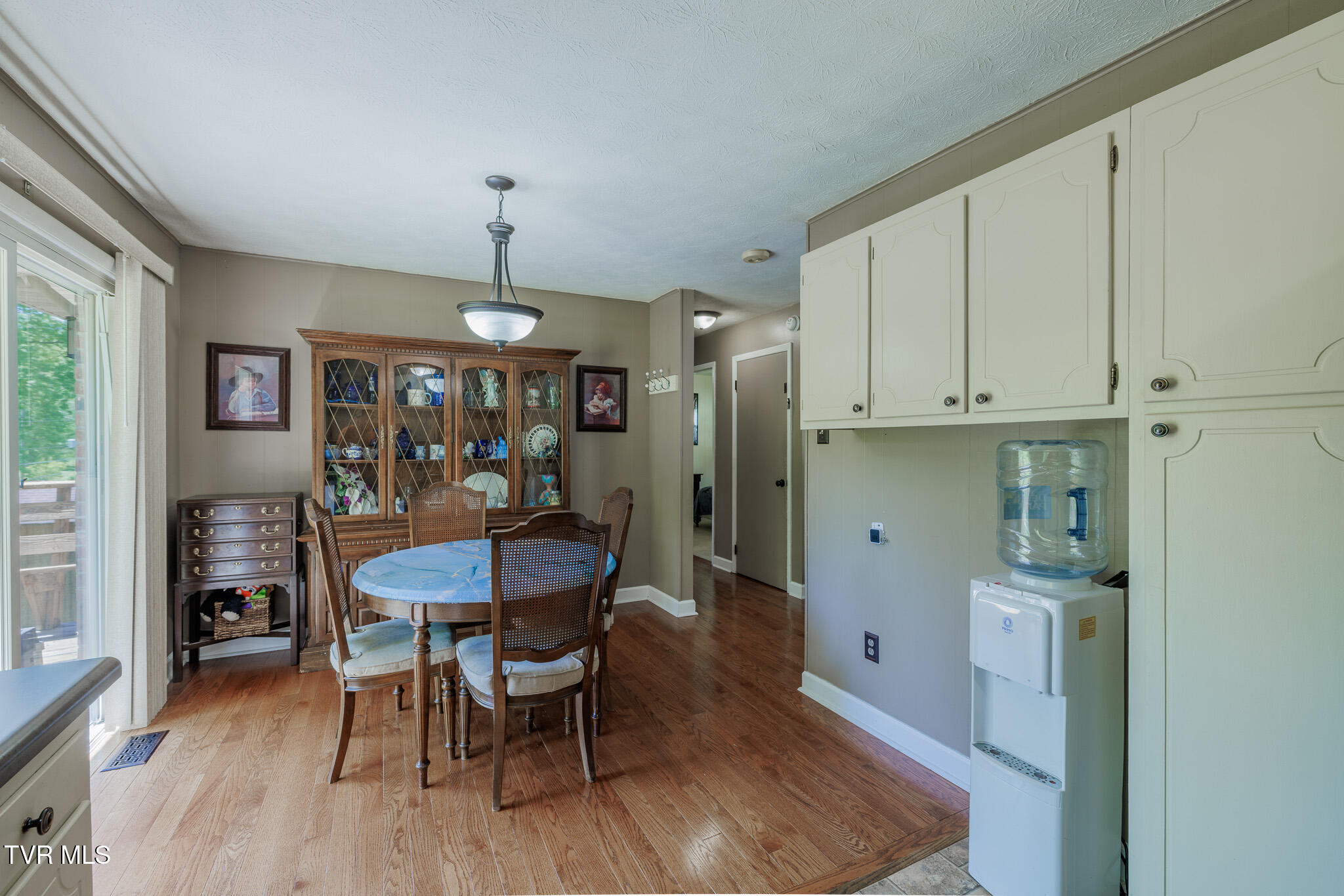 314 Woodvale Road Blountville, TN 37617 - Photo 10 of 35 1R9A5328-HDR-2