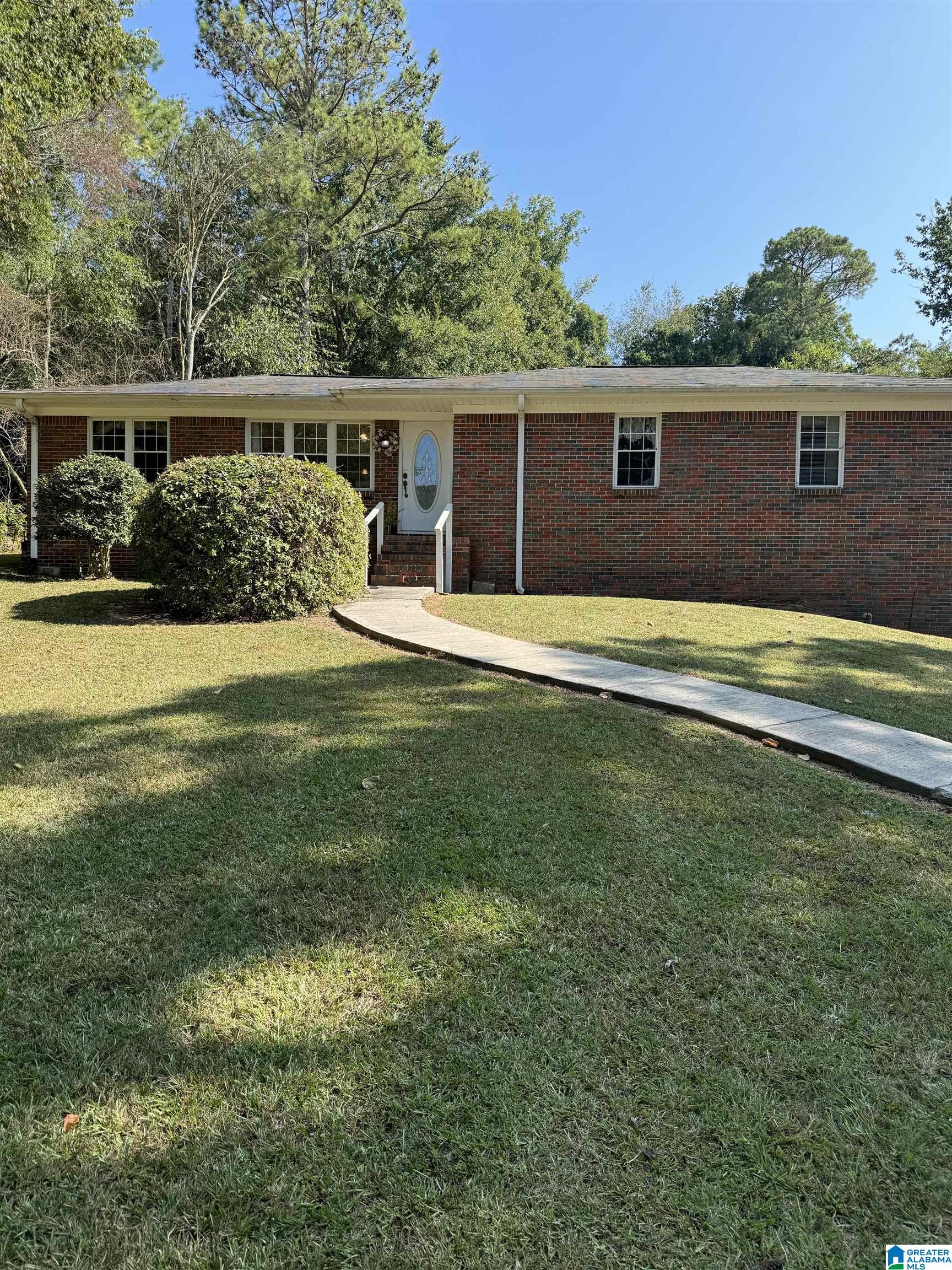 312 County Highway 42 Oneonta, AL 35121 - Photo 1 of 5