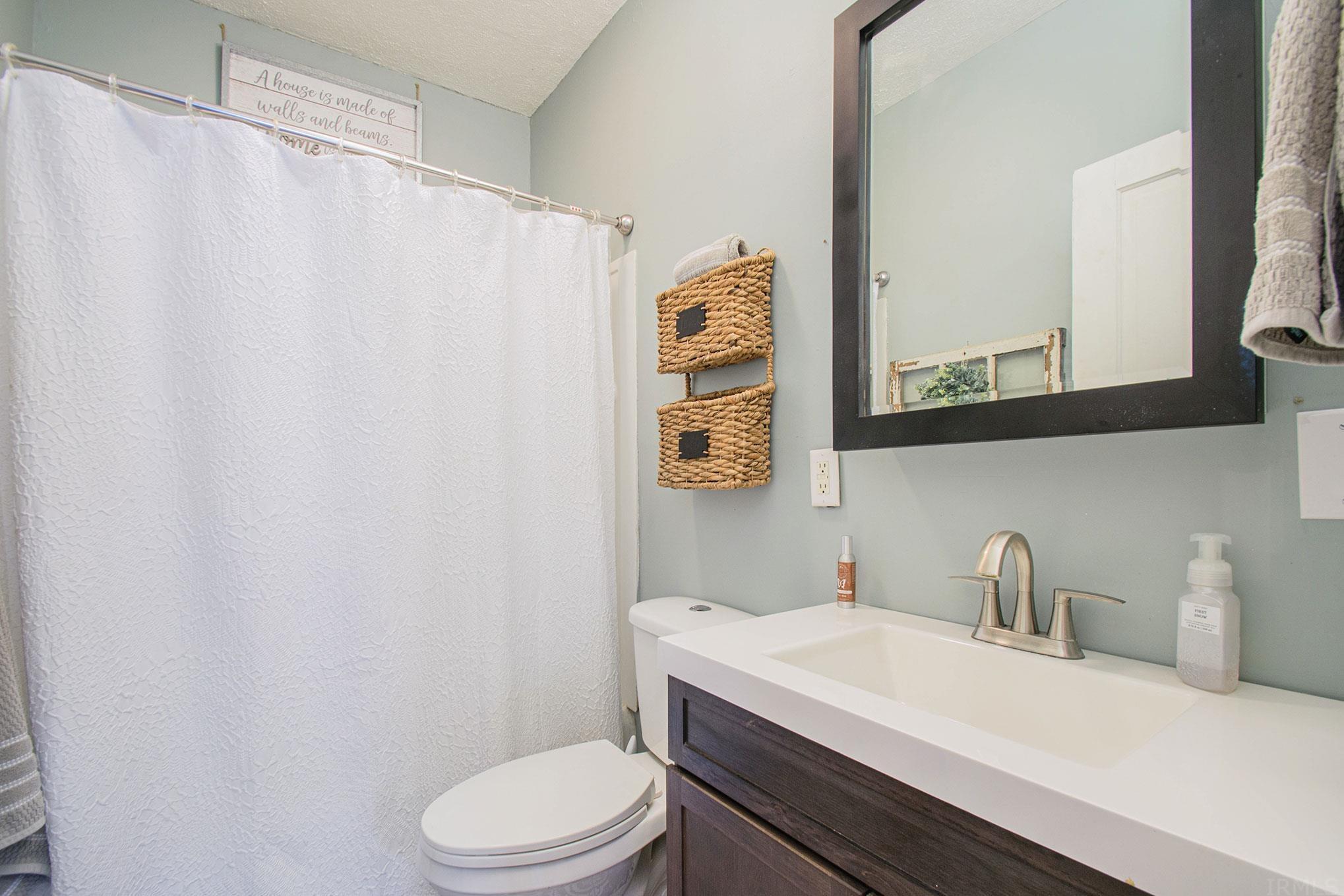 20730 Roosevelt Road South Bend, IN 46614 - Photo 23 of 36