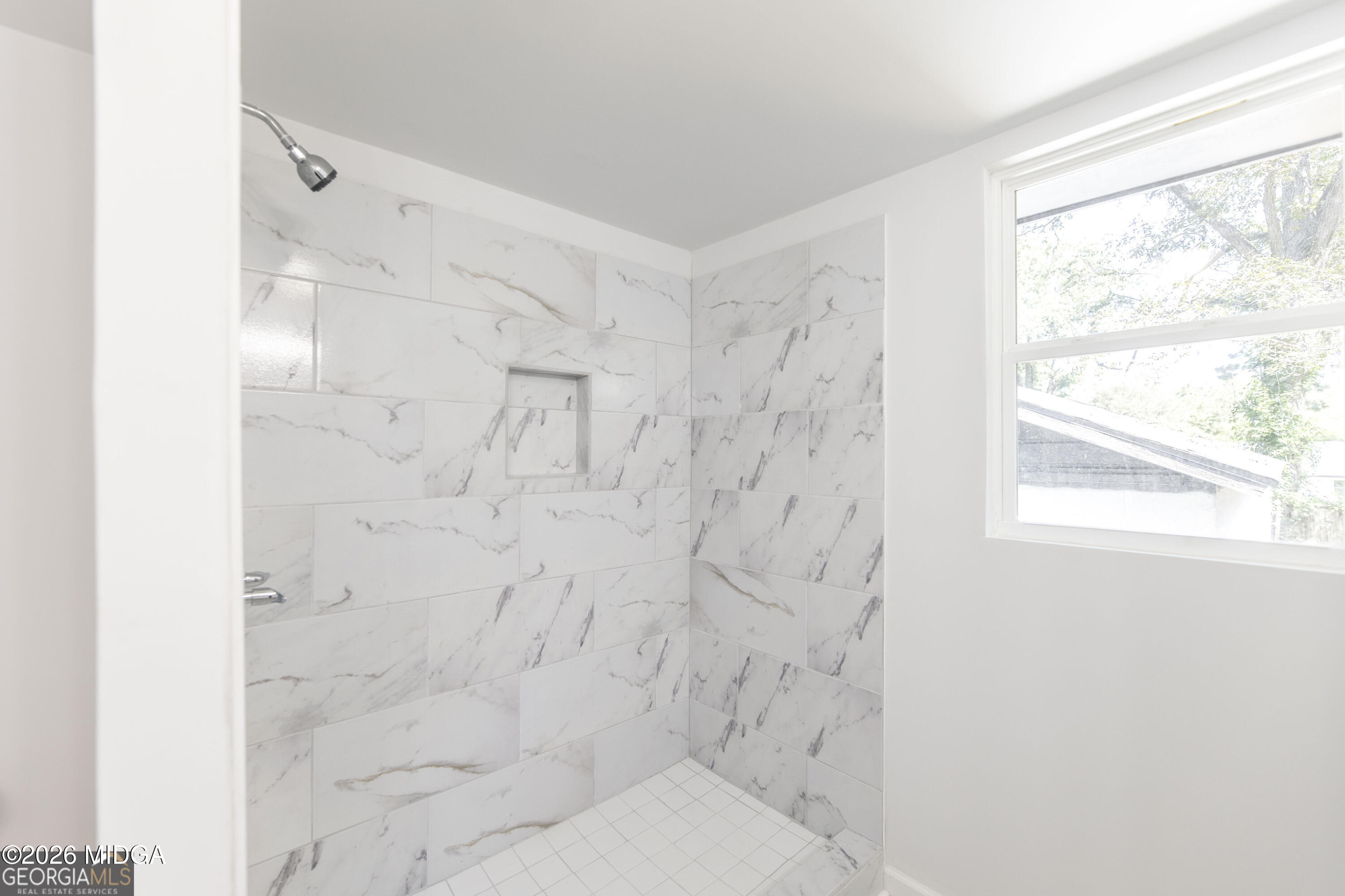 1175 Hartley Street Macon, GA 31206 - Photo 5 of 10 HD_1757620934024_1175_Hartley_St_20