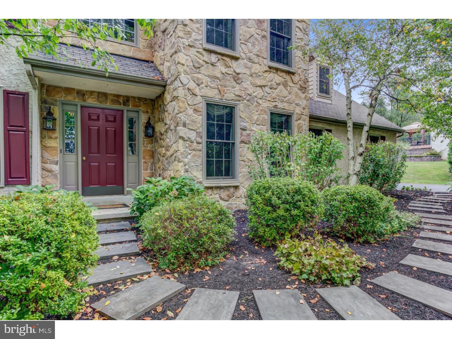 101 Ridgeview Drive Pottstown, PA 19465 - Photo 2 of 25 Gallery Image 2