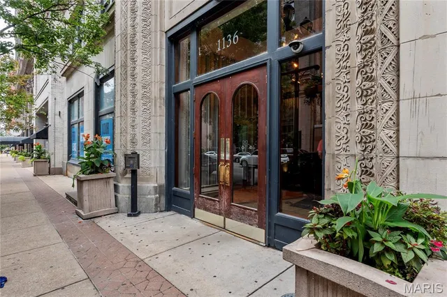 $194,900 | 1136 Washington Avenue, Unit 502, St. Louis, MO 63101
