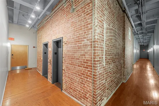 $194,900 | 1136 Washington Avenue, Unit 502, St. Louis, MO 63101