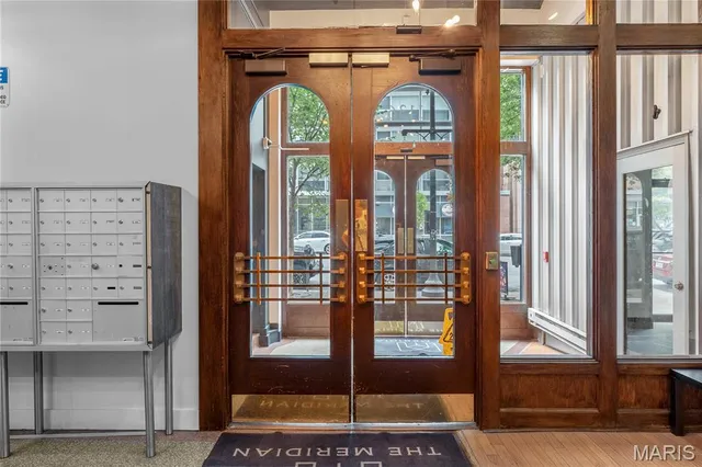 $194,900 | 1136 Washington Avenue, Unit 502, St. Louis, MO 63101