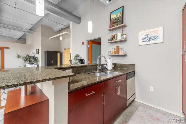 $194,900 | 1136 Washington Avenue, Unit 502, St. Louis, MO 63101