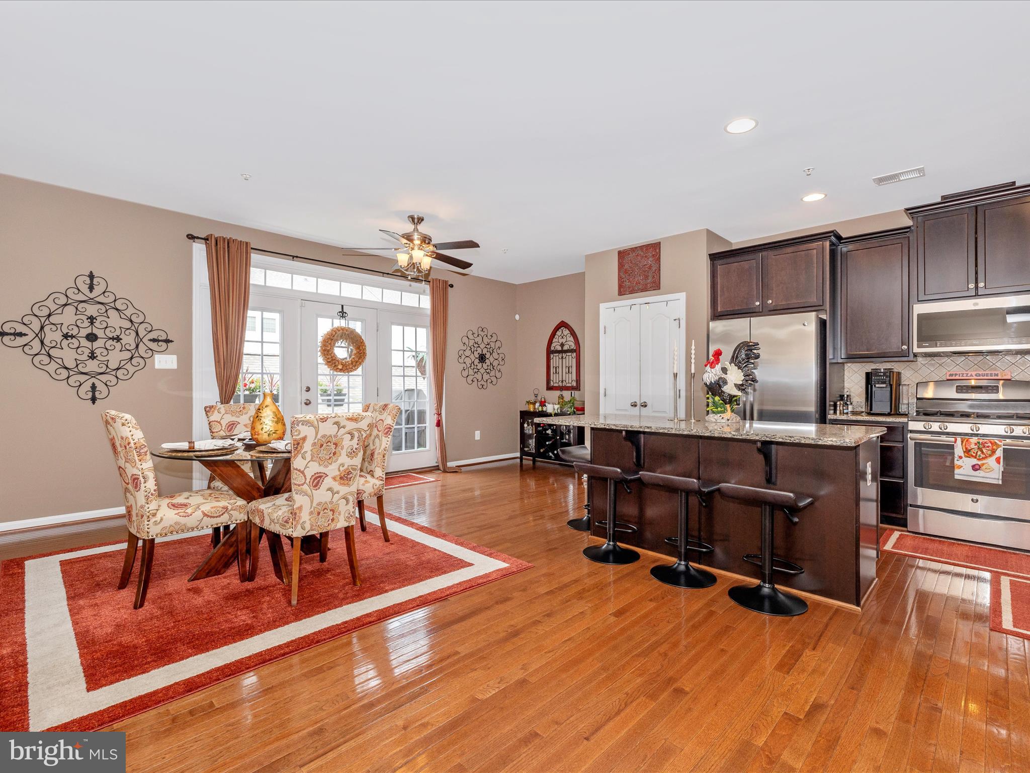 2716 Egret Way Frederick, MD 21701 - Photo 12 of 67 Kitchen & Dining