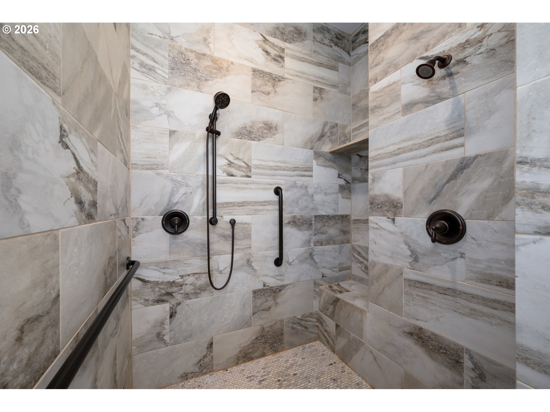 1757 Riddle Bypass Road Riddle, OR 97469 - Photo 20 of 48 a bathroom with a shower