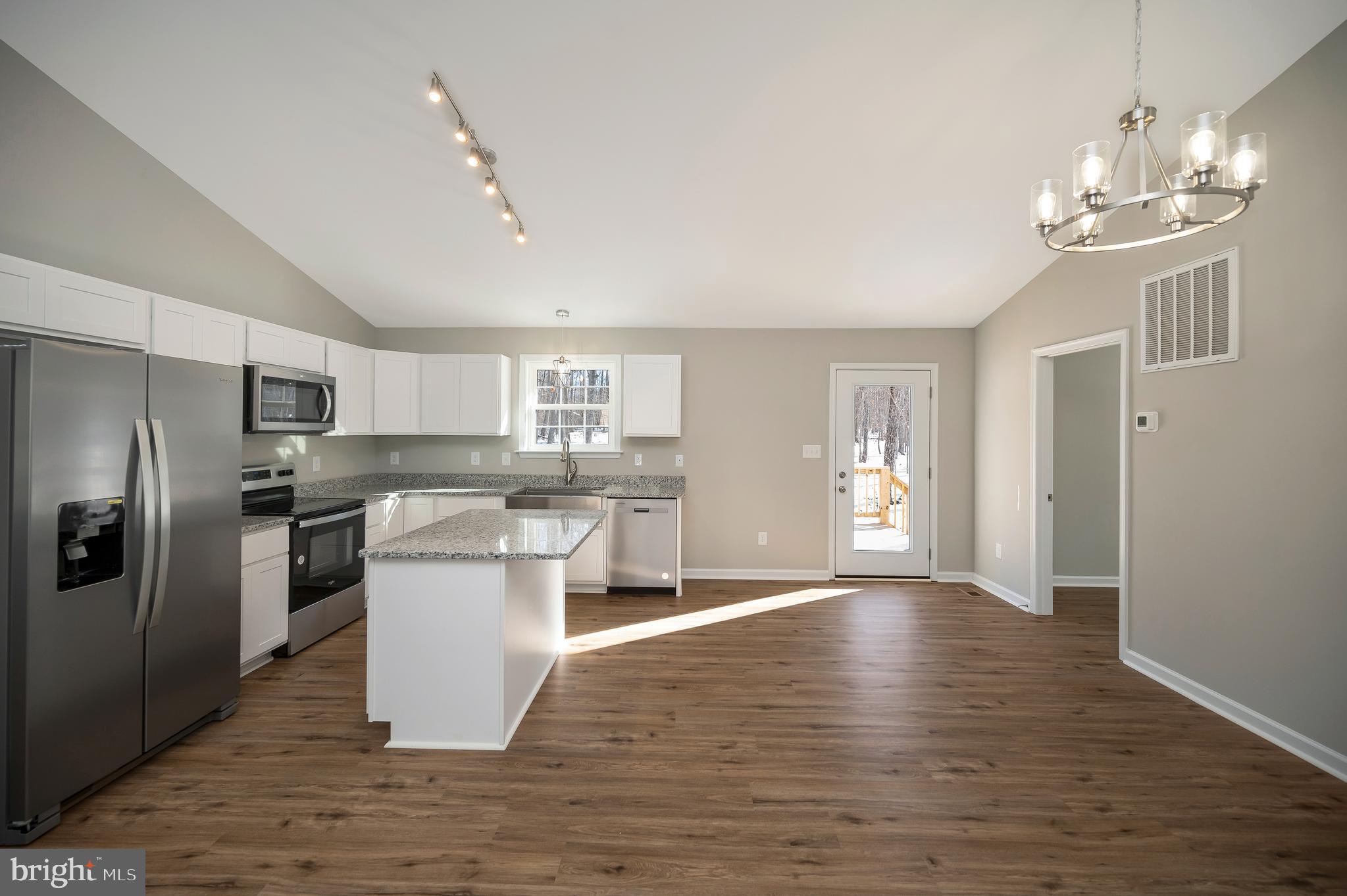 33131 Jackson Loop Locust Grove, VA 22508 - Photo 13 of 36