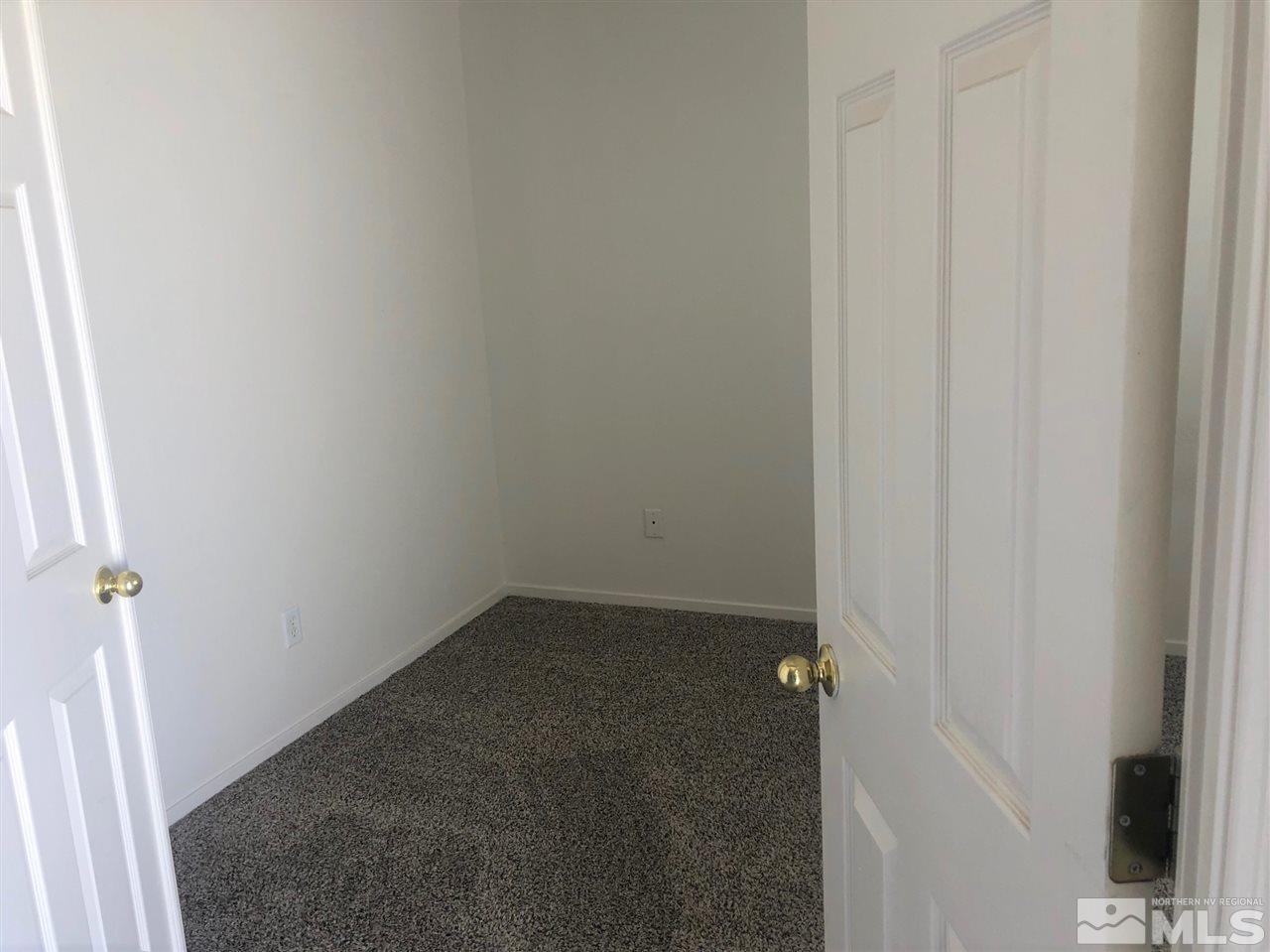 522 St Louis Road Fernley, NV 89408 - Photo 6 of 13 Photo 6