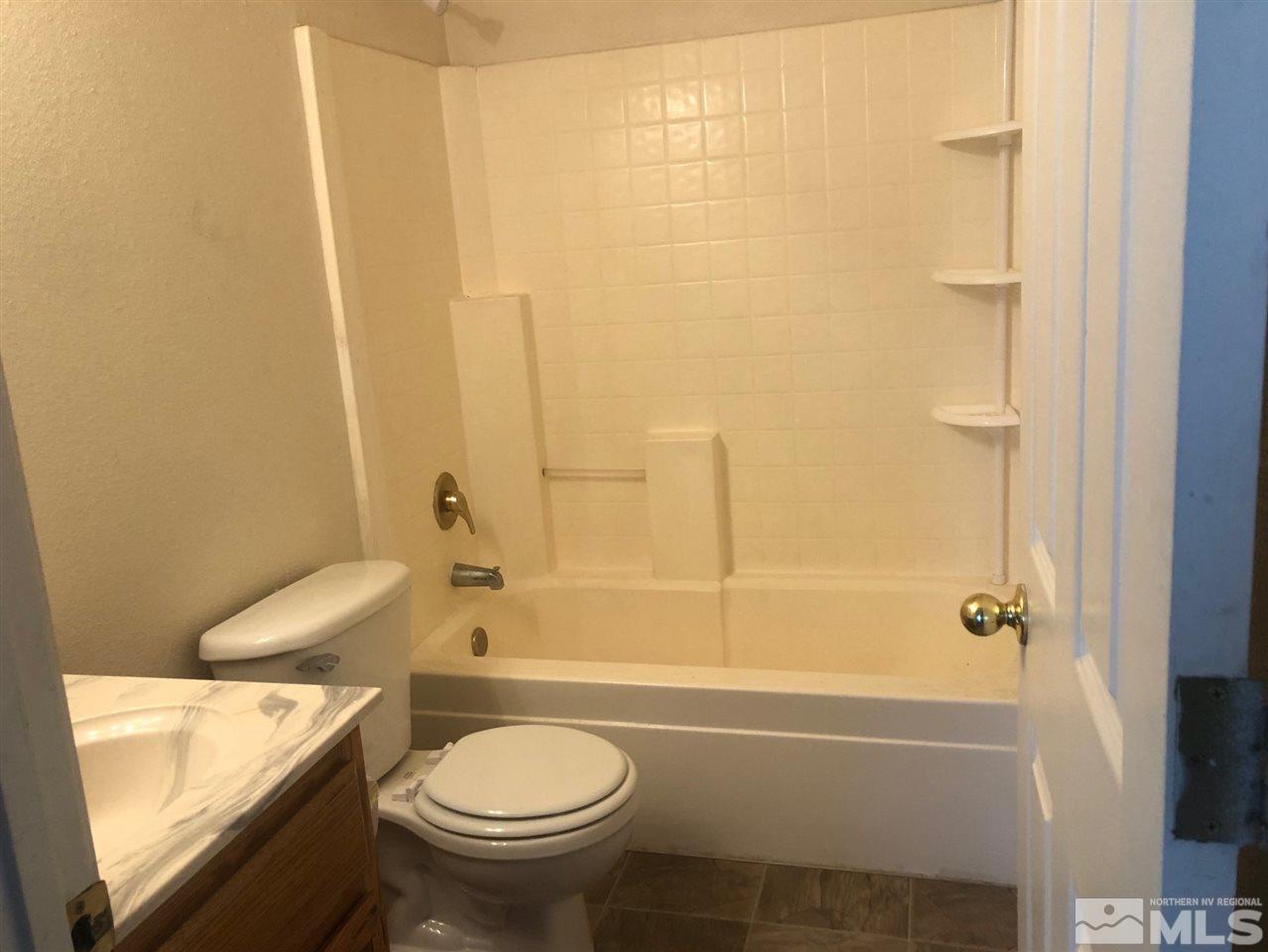 522 St Louis Road Fernley, NV 89408 - Photo 7 of 13 Photo 7