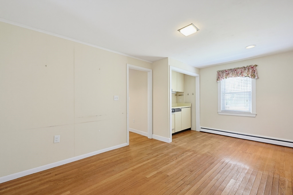 70 Oakdale Road Newton, MA 02459 - Photo 20 of 26 Gallery Image 20