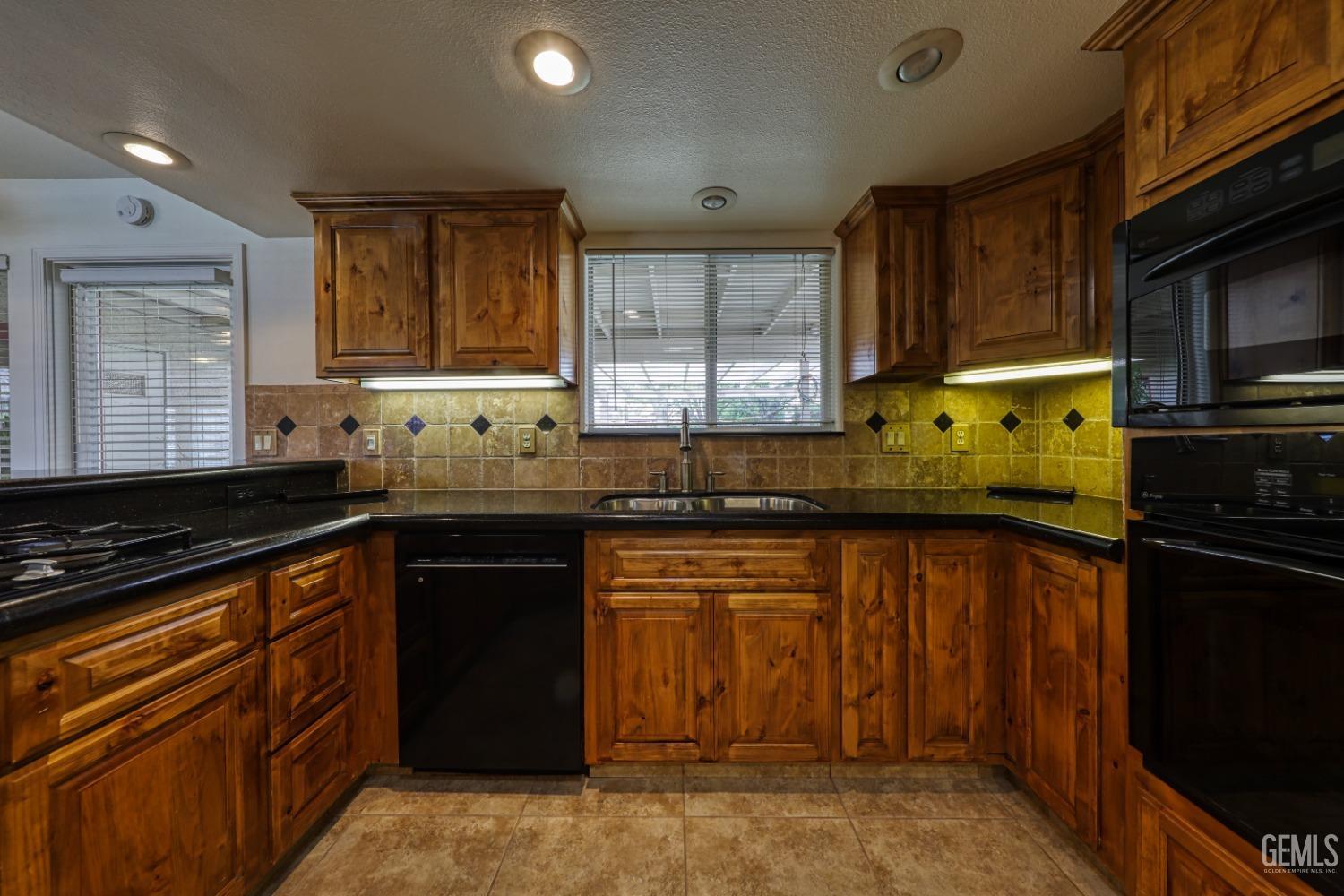 Undisclosed Address Bakersfield, CA 93306 - Photo 24 of 69