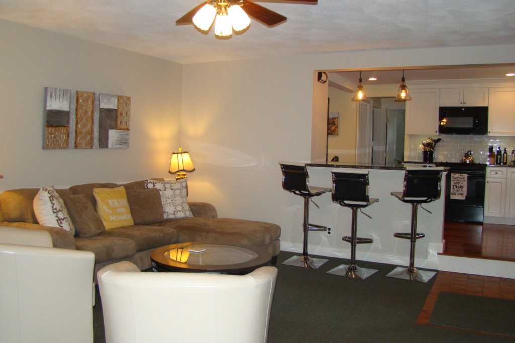 22 Wescroft Road Reading, MA 01867 - Photo 7 of 18