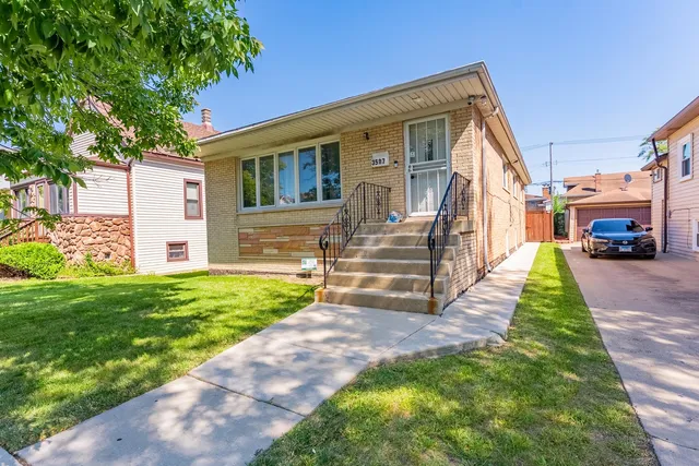 $524,900 | 3507 North Narragansett Avenue, Chicago, IL 60634