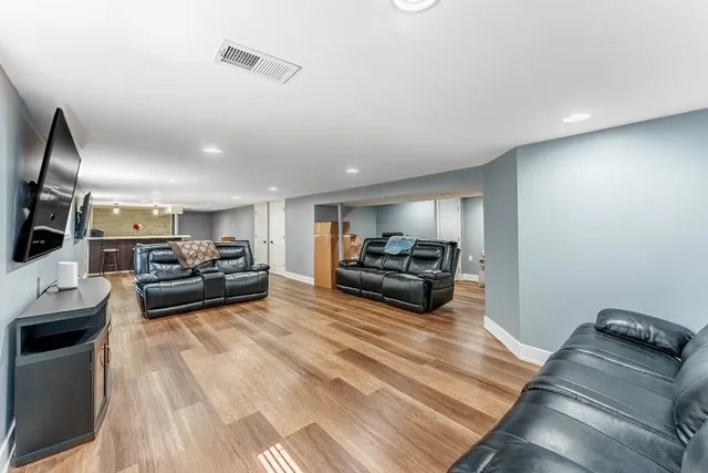 $524,900 | 3507 North Narragansett Avenue, Chicago, IL 60634