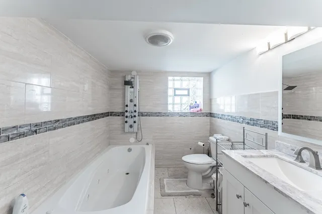 $524,900 | 3507 North Narragansett Avenue, Chicago, IL 60634