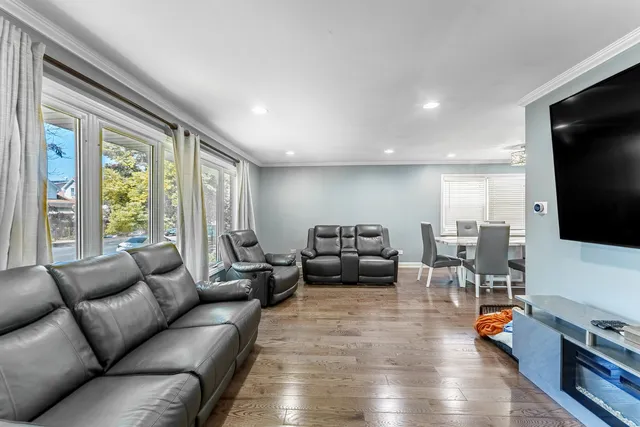 $524,900 | 3507 North Narragansett Avenue, Chicago, IL 60634