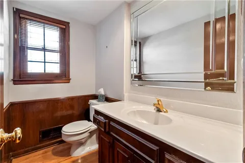 $385,000 | 12126 Jefferson Court, Kansas City, MO 64145