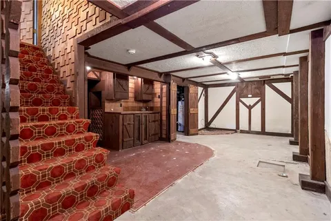 $385,000 | 12126 Jefferson Court, Kansas City, MO 64145