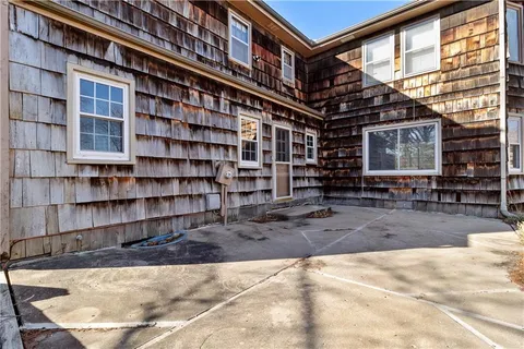 $385,000 | 12126 Jefferson Court, Kansas City, MO 64145