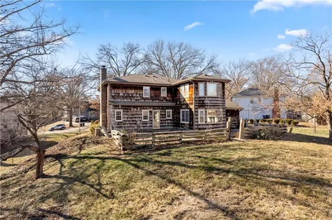 $385,000 | 12126 Jefferson Court, Kansas City, MO 64145