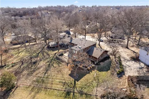 $385,000 | 12126 Jefferson Court, Kansas City, MO 64145