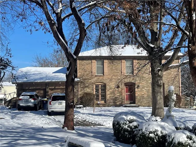 $385,000 | 12126 Jefferson Court, Kansas City, MO 64145