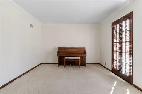 $385,000 | 12126 Jefferson Court, Kansas City, MO 64145