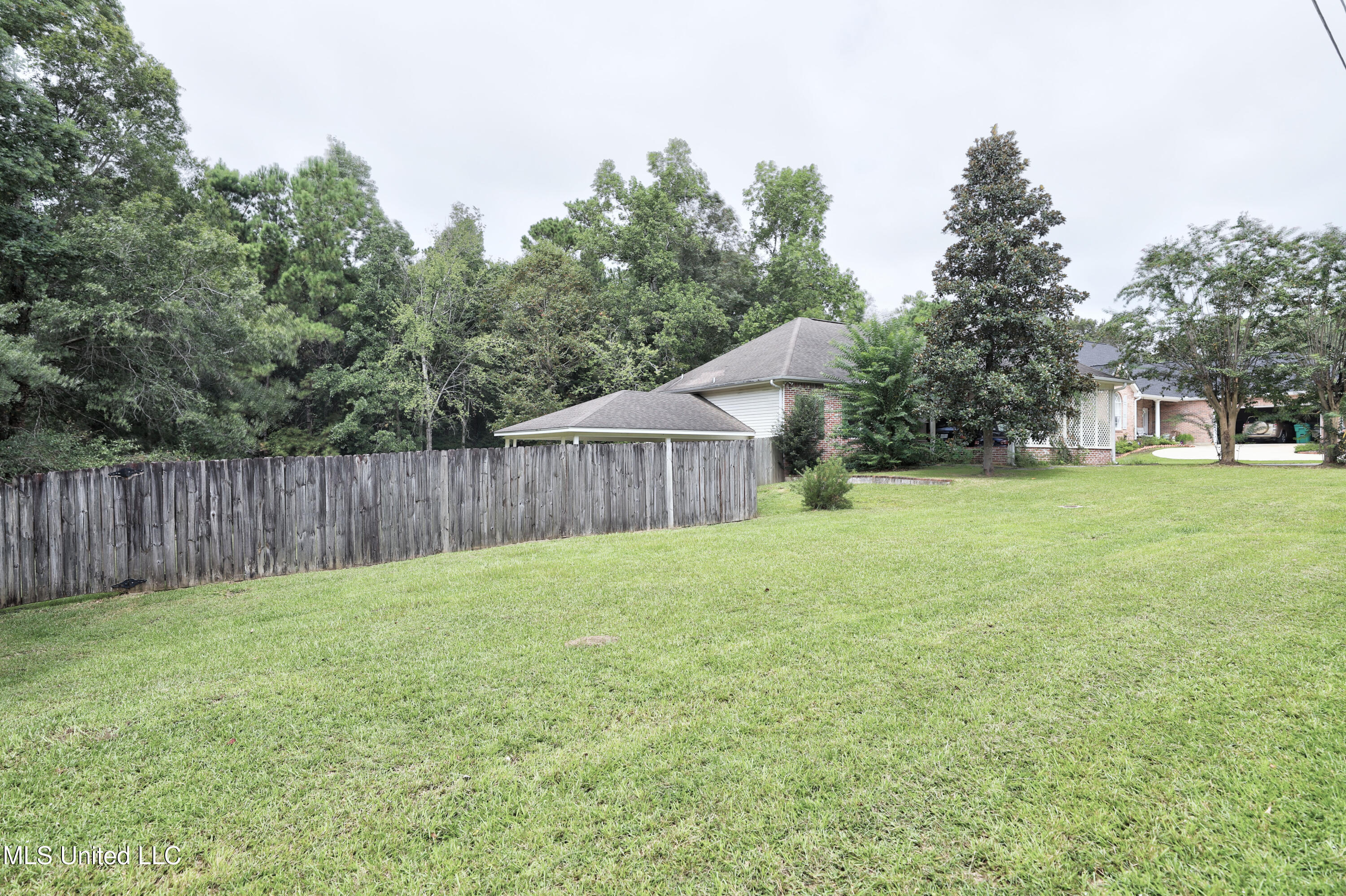 6333 Apelehama Road Diamondhead, MS 39525 - Photo 30 of 31 Front