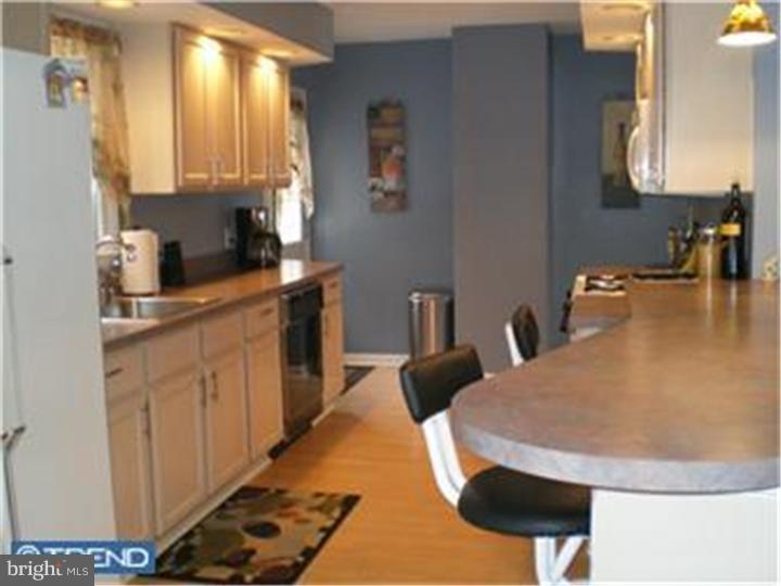 37 Miry Brook Road Hamilton Square, NJ 08690 - Photo 4 of 12 Kitchen