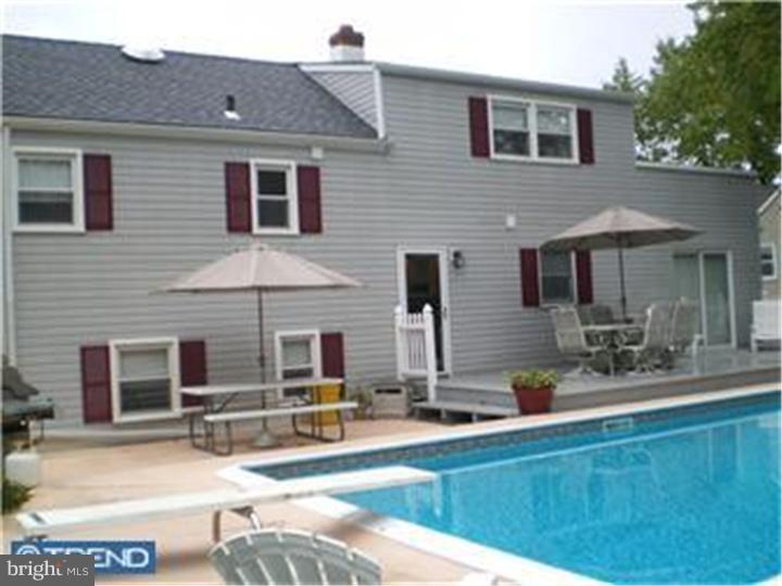 37 Miry Brook Road Hamilton Square, NJ 08690 - Photo 10 of 12 Exterior Back